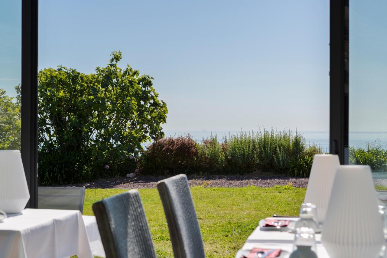 La Metairie-du-Vauhariot - Lodge ou Chambre - Piscine Chauffée - Vue Mer et Mont Saint Michel et GR34 - Résidence Hôtelière Cancale Extérieur photo