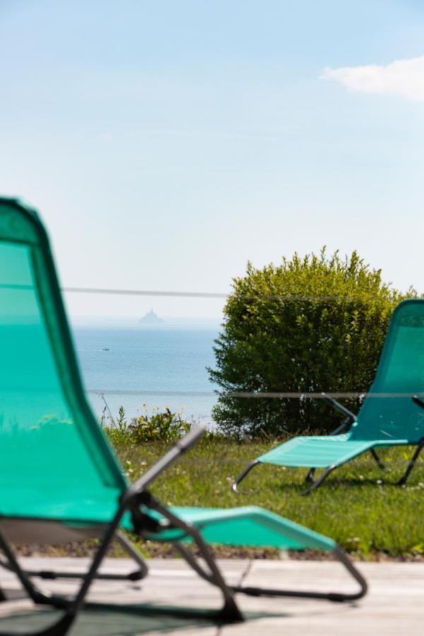 La Metairie-du-Vauhariot - Lodge ou Chambre - Piscine Chauffée - Vue Mer et Mont Saint Michel et GR34 - Résidence Hôtelière Cancale Extérieur photo