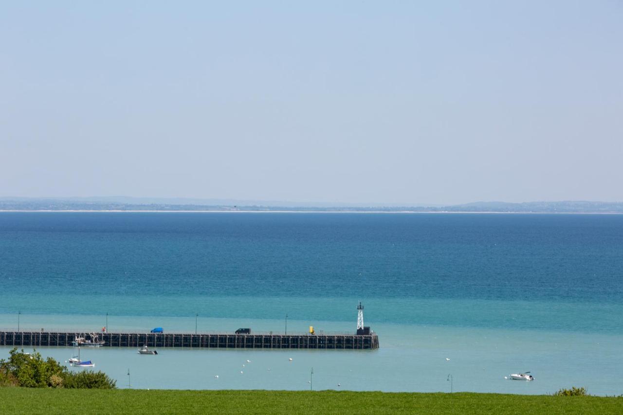La Metairie-du-Vauhariot - Lodge ou Chambre - Piscine Chauffée - Vue Mer et Mont Saint Michel et GR34 - Résidence Hôtelière Cancale Extérieur photo
